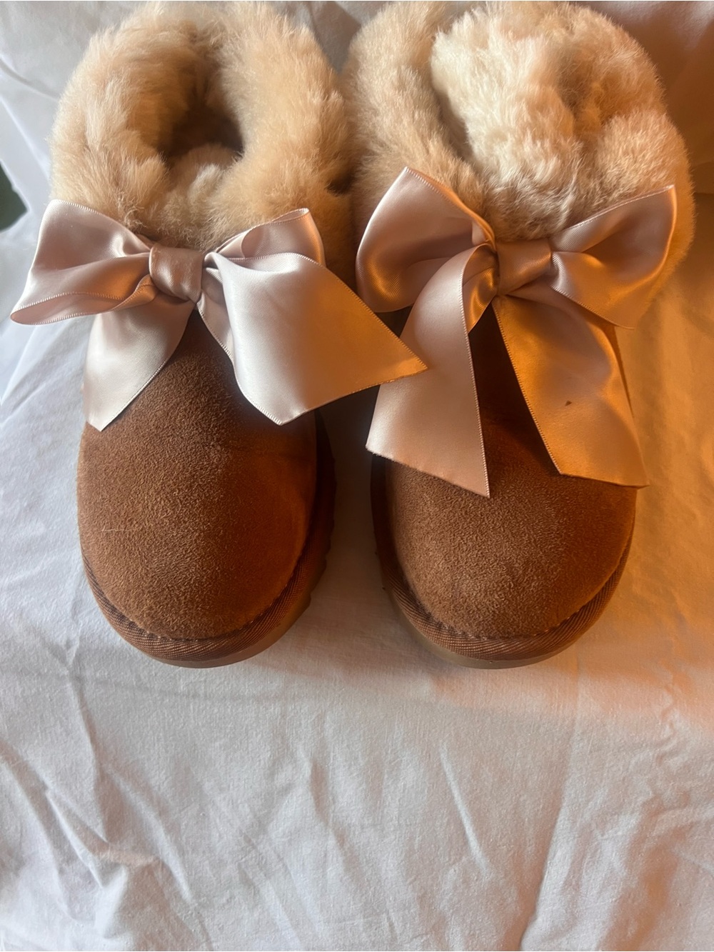 UGG Chestnut Suede Faux-Shearling Bow Slippers